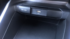 Kia Stonic 1.0T GDi 48V GT-Line S 5dr DCT Petrol Estate